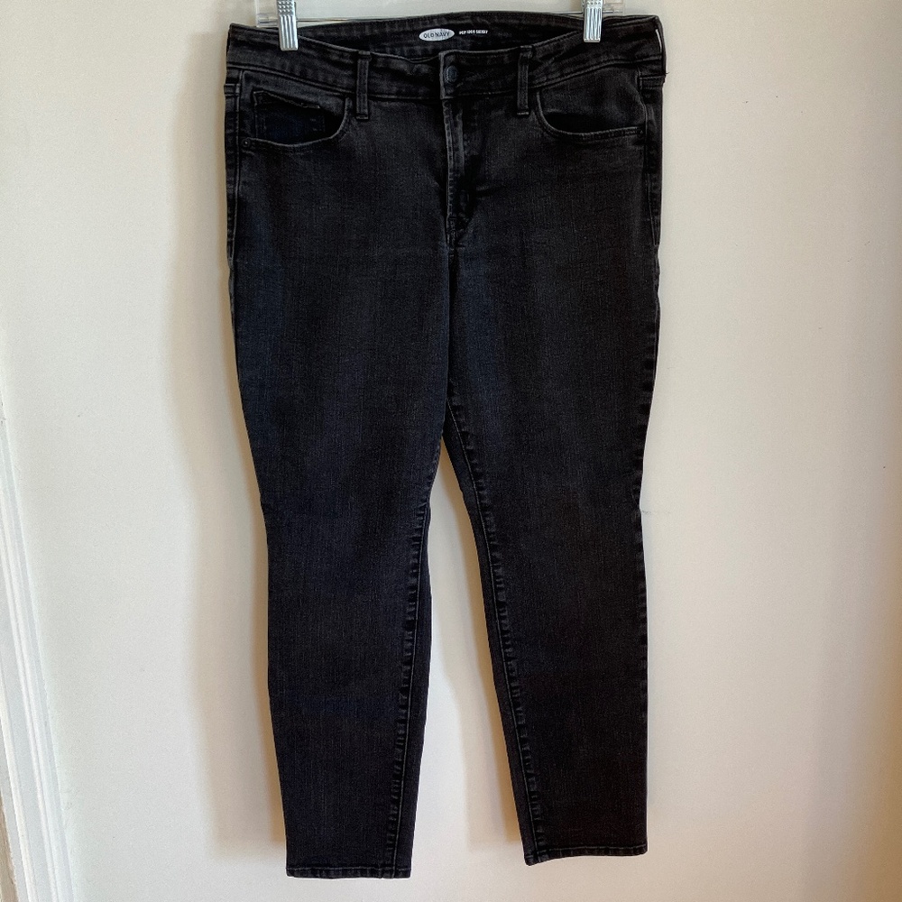 Old Navy Pop Icon Skinny black jeans - Size 12